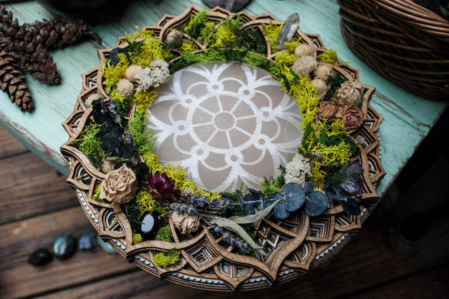 Selenite charging plate, selenite, dried flowers, crystal grid, metaphysical, crystal witch,