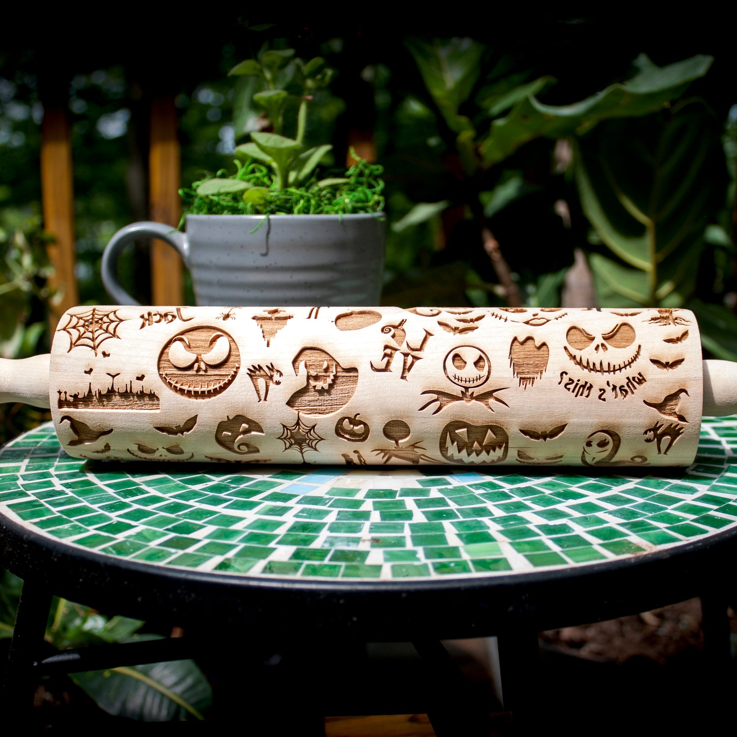 rolling pin, nightmare before Christmas, engraved rolling pin, jack and sally, oogie boogy